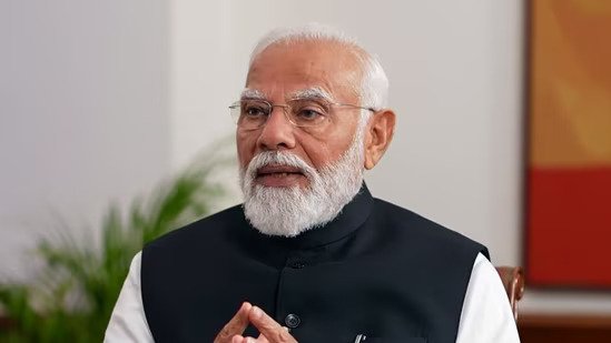 सिलसिलेवार आतंकी हमलों के बाद पीएम मोदी ने जम्मू-कश्मीर में सुरक्षा स्थिति की समीक्षा की