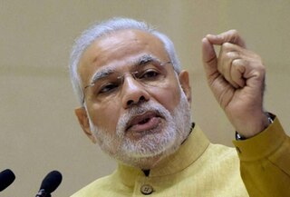 “पाकिस्तान ने इतिहास से कुछ नहीं सीखा”: कारगिल में पीएम मोदी